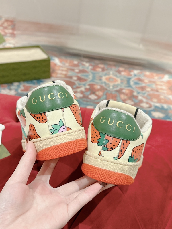 グッチ靴全体デザイン
